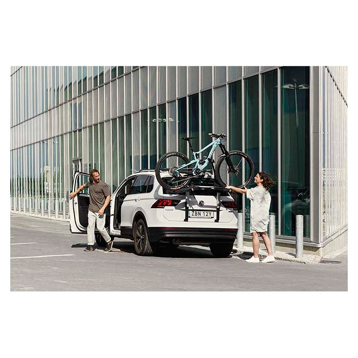 THULE Outway raised platform bike carrier for 2 bikes