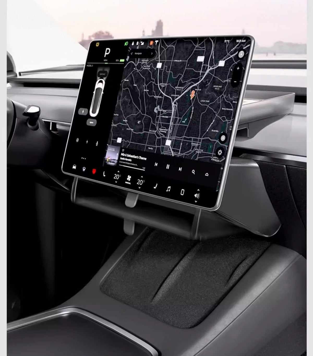 Storage tray under the screen: Tesla Model 3 Highland & Model Y Juniper