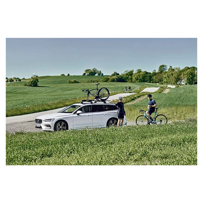 THULE Fastride roof-mounted bike carrier
