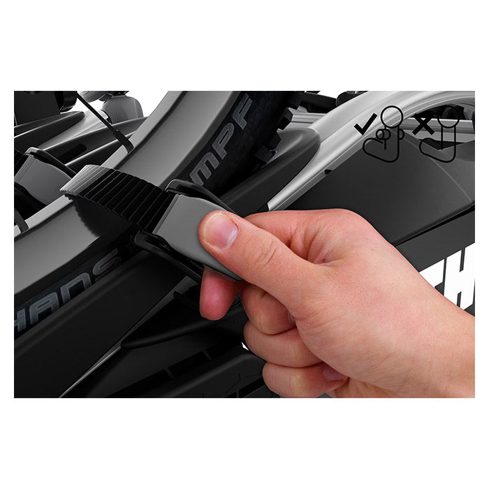 Thule VeloCompact Fix4Bike 3 Bikes 13-pin