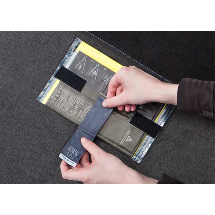 Safety Vest, 4-Pack Vacuum-Packed