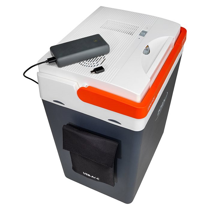 ZORN 30L electric cool box 12/230V and USB connection