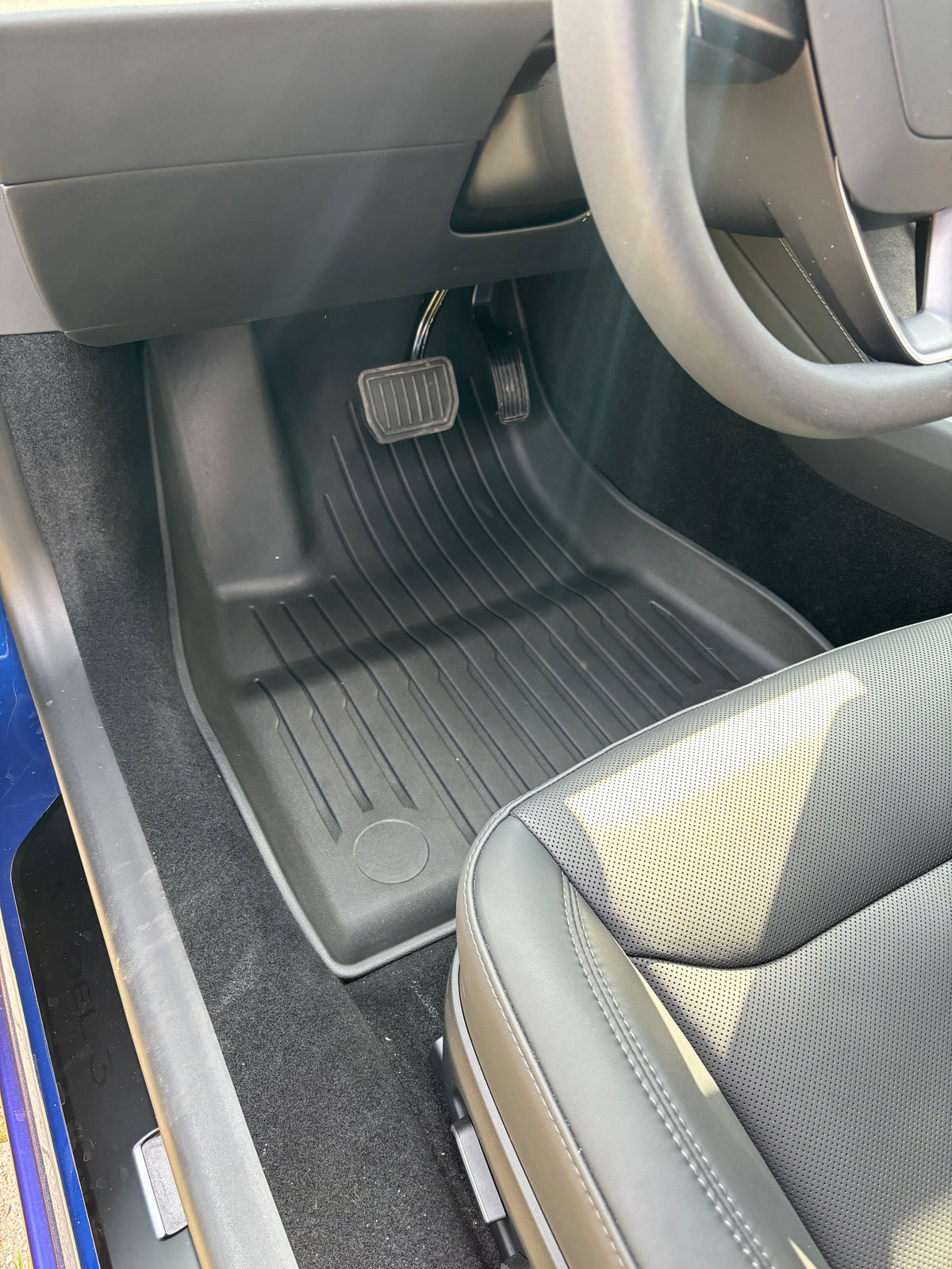 All-Weather Floor Mat Set for Tesla Model 3 Highland