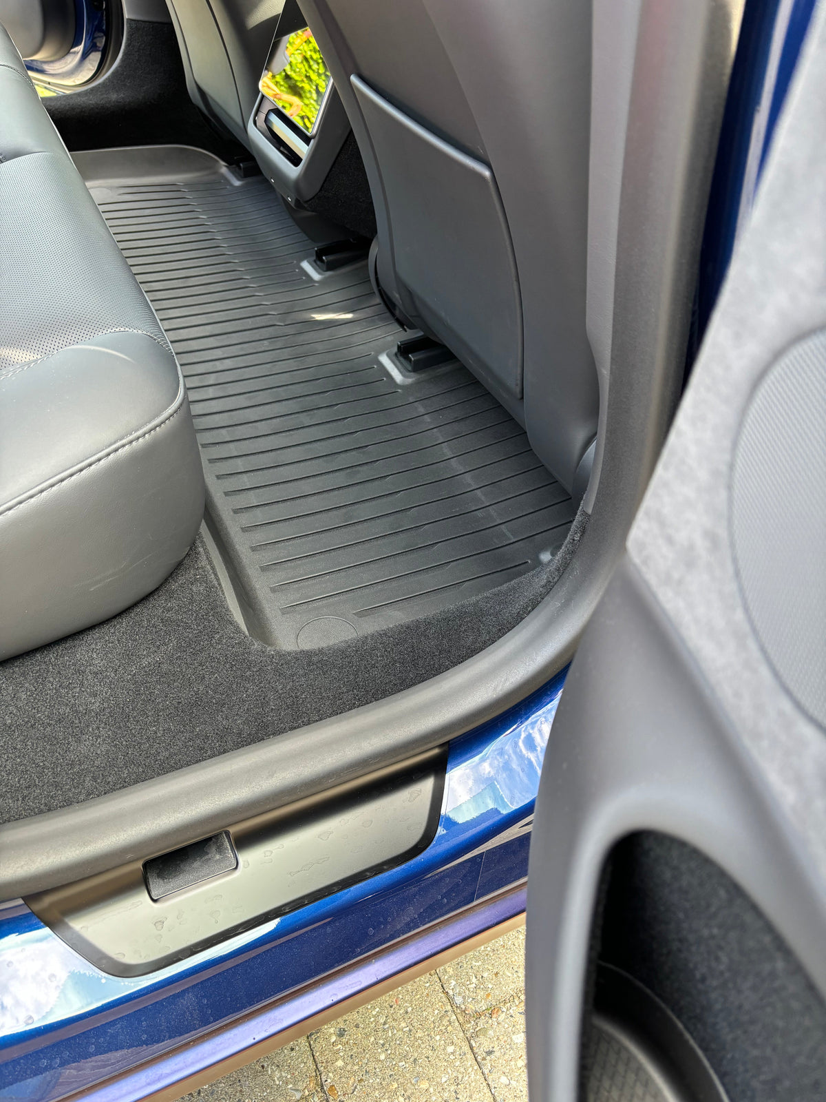All-Weather Floor Mat Set for Tesla Model 3 Highland