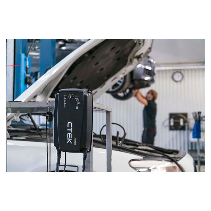 CTEK PRO25S Multi Charger 12V 25A, 2m Cable