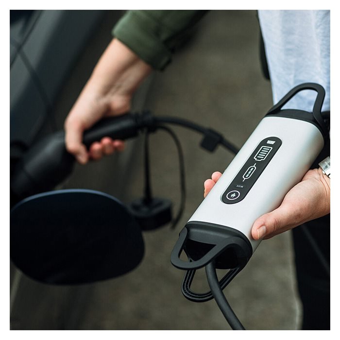 DEFA eMove 6A Portable Charger for 230V, 6m Cable