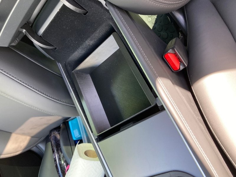 Tesla midter-konsol bakke - GreenGoing