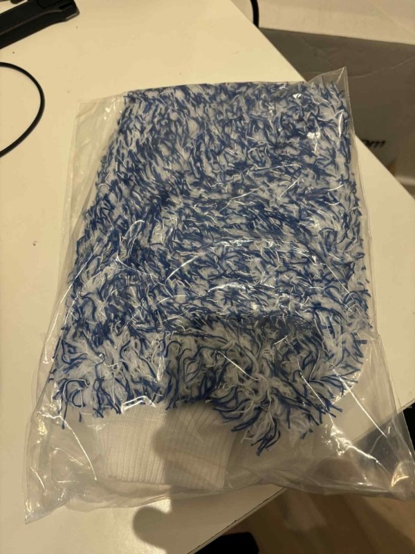 Soft Microfibre Wash Mitt - Blue