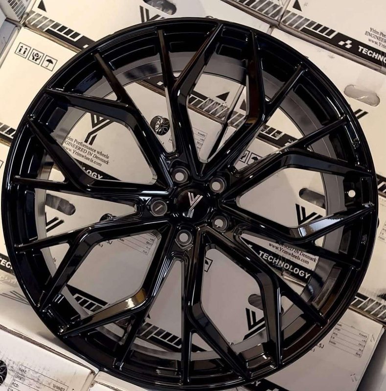YrimWheels Model 03: Danish Brand